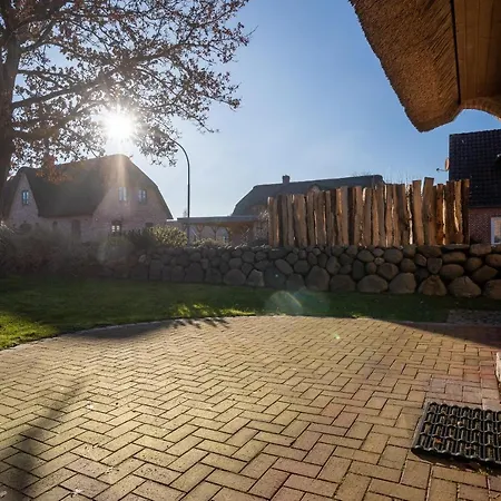 Reetdachhaus Hygge Reetdachhaus Hygge Hébergement de vacances