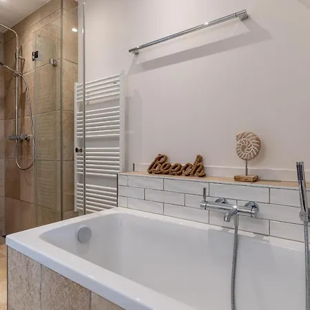 Reetdachhaus Hygge Reetdachhaus Hygge Hébergement de vacances *